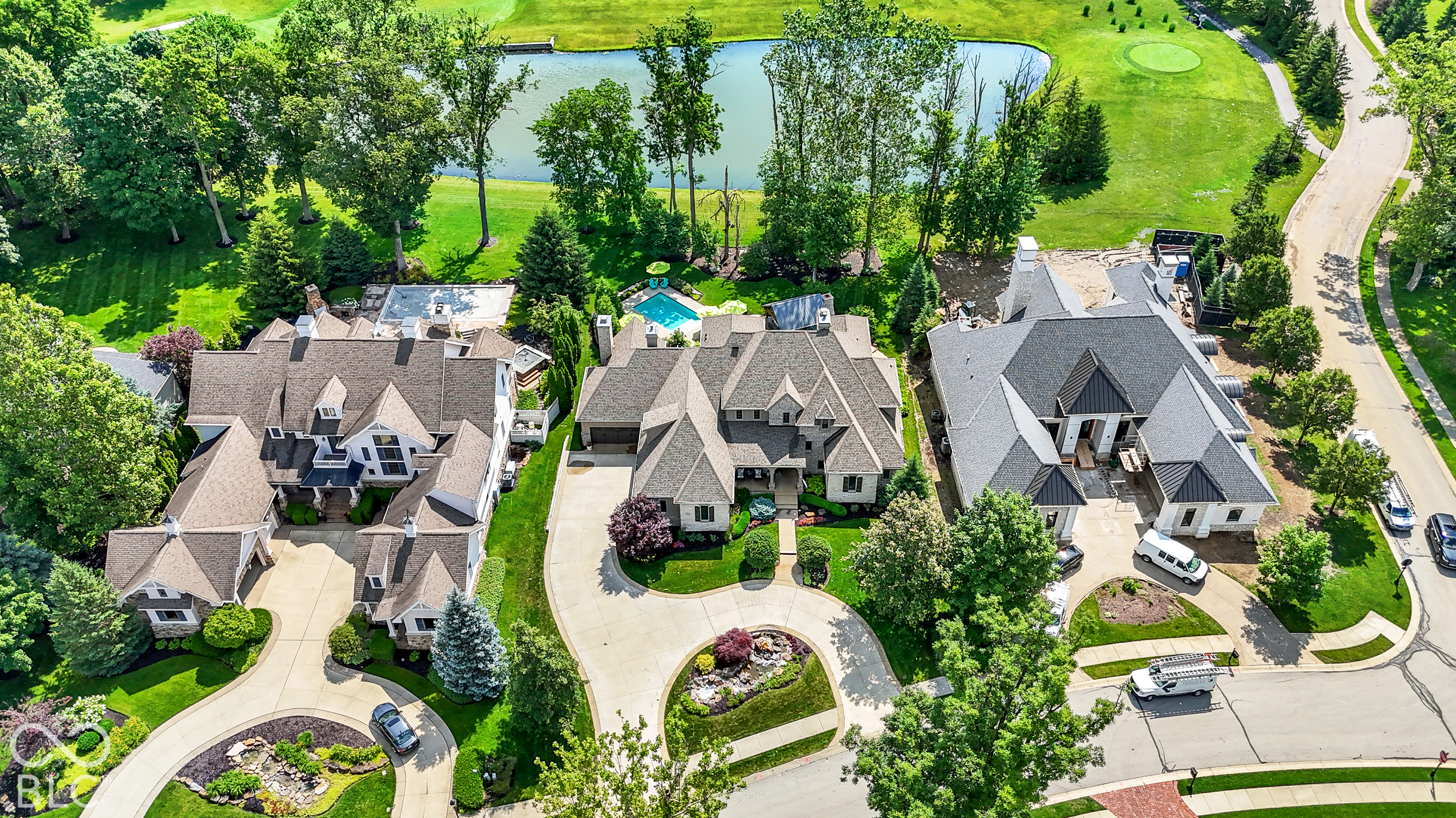 15621 Hidden Oaks Court, Carmel, IN 46033
