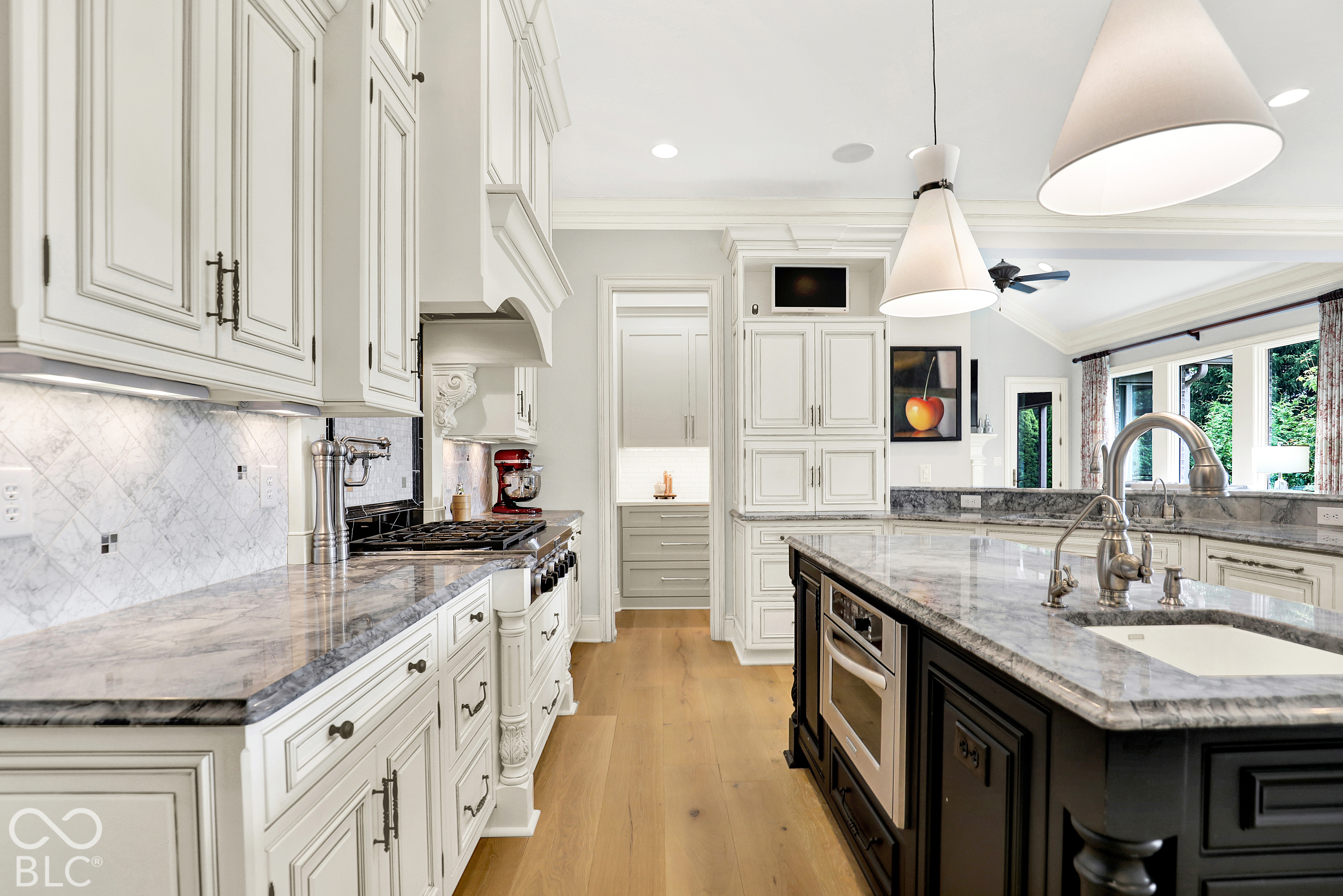 15621 Hidden Oaks Court, Carmel, IN 46033