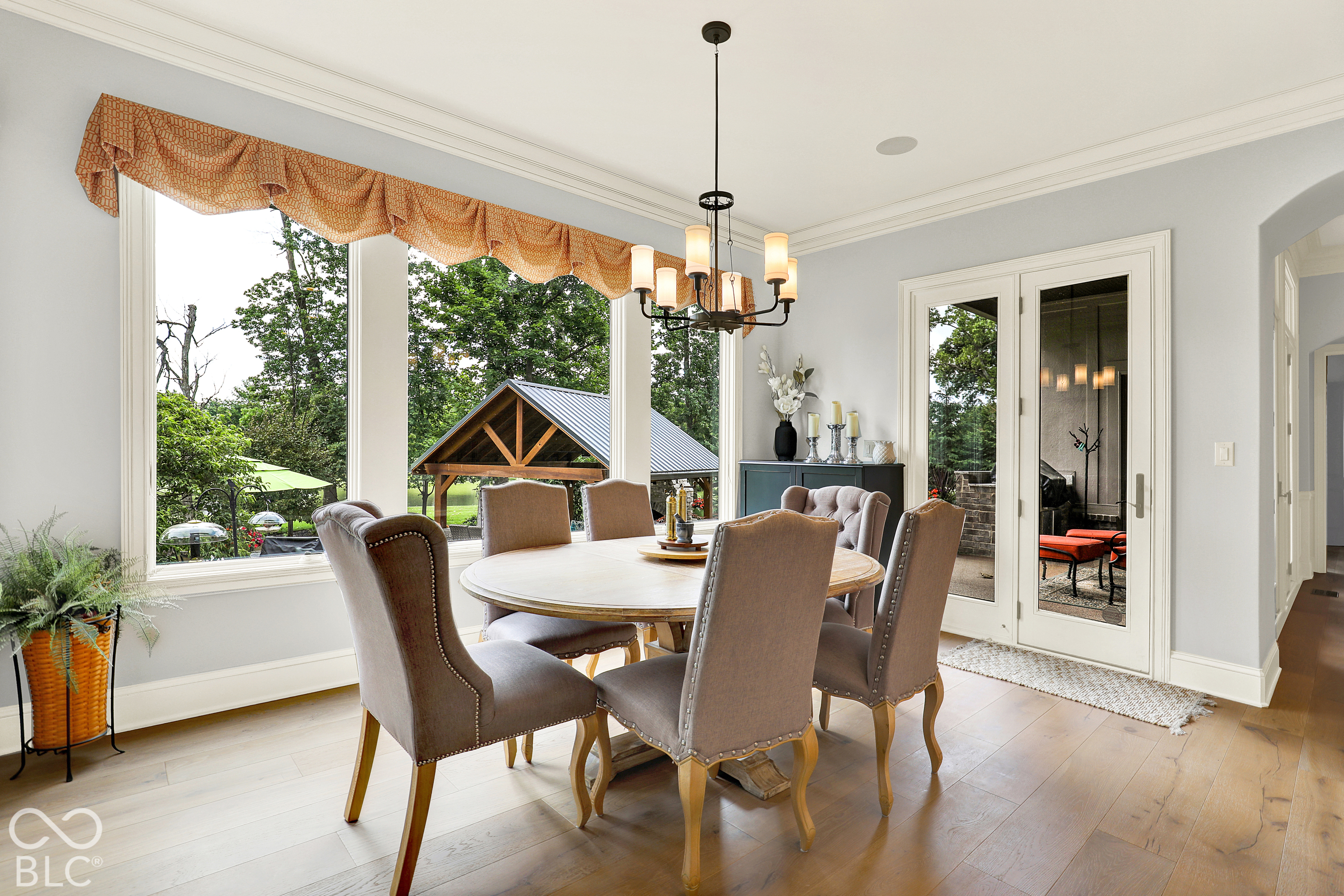 15621 Hidden Oaks Court, Carmel, IN 46033