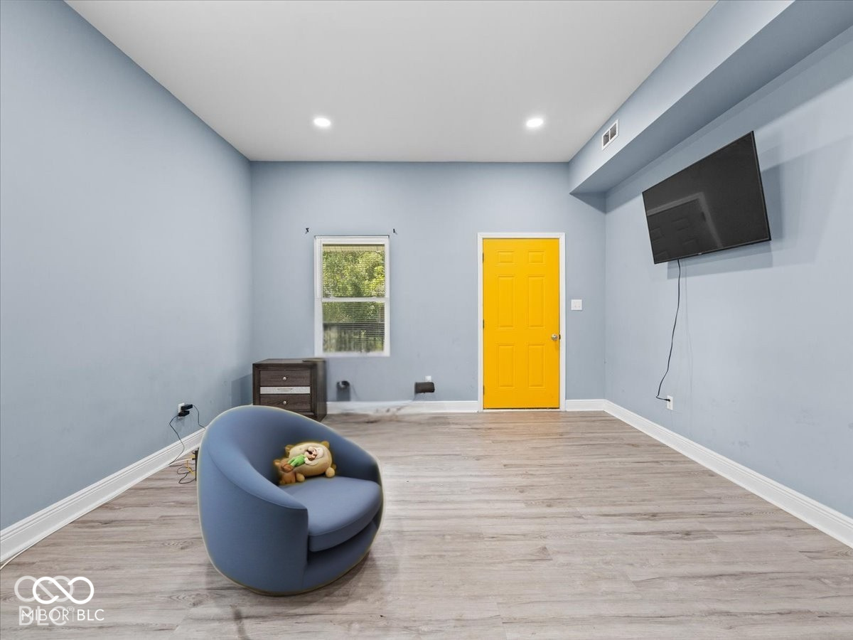 955 N Belleview Place, Indianapolis, IN 46222