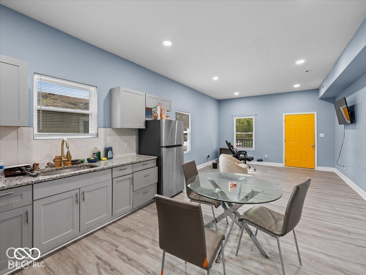 955 N Belleview Place, Indianapolis, IN 46222