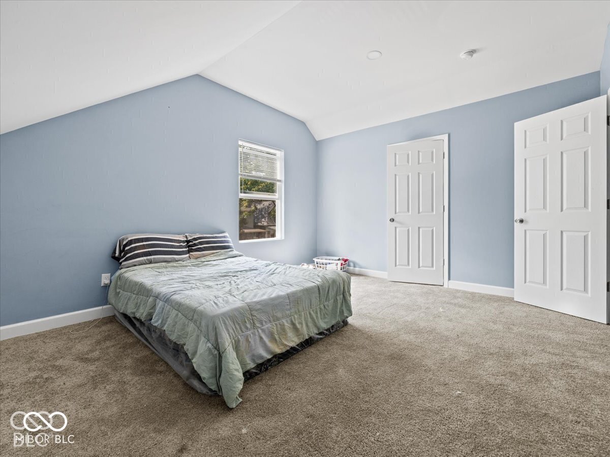 955 N Belleview Place, Indianapolis, IN 46222