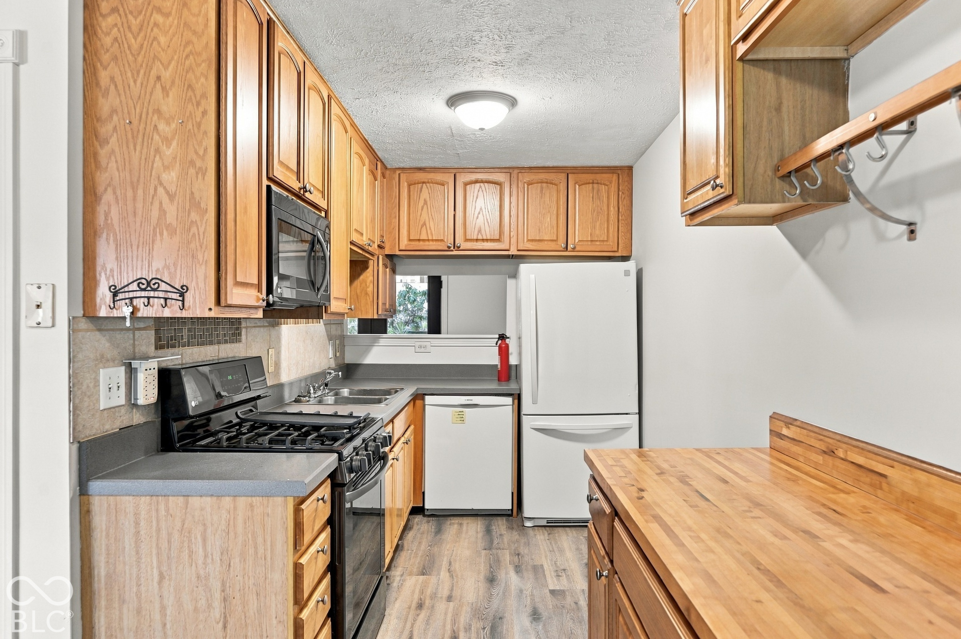 1030 N New Jersey Street, Indianapolis, IN 46202