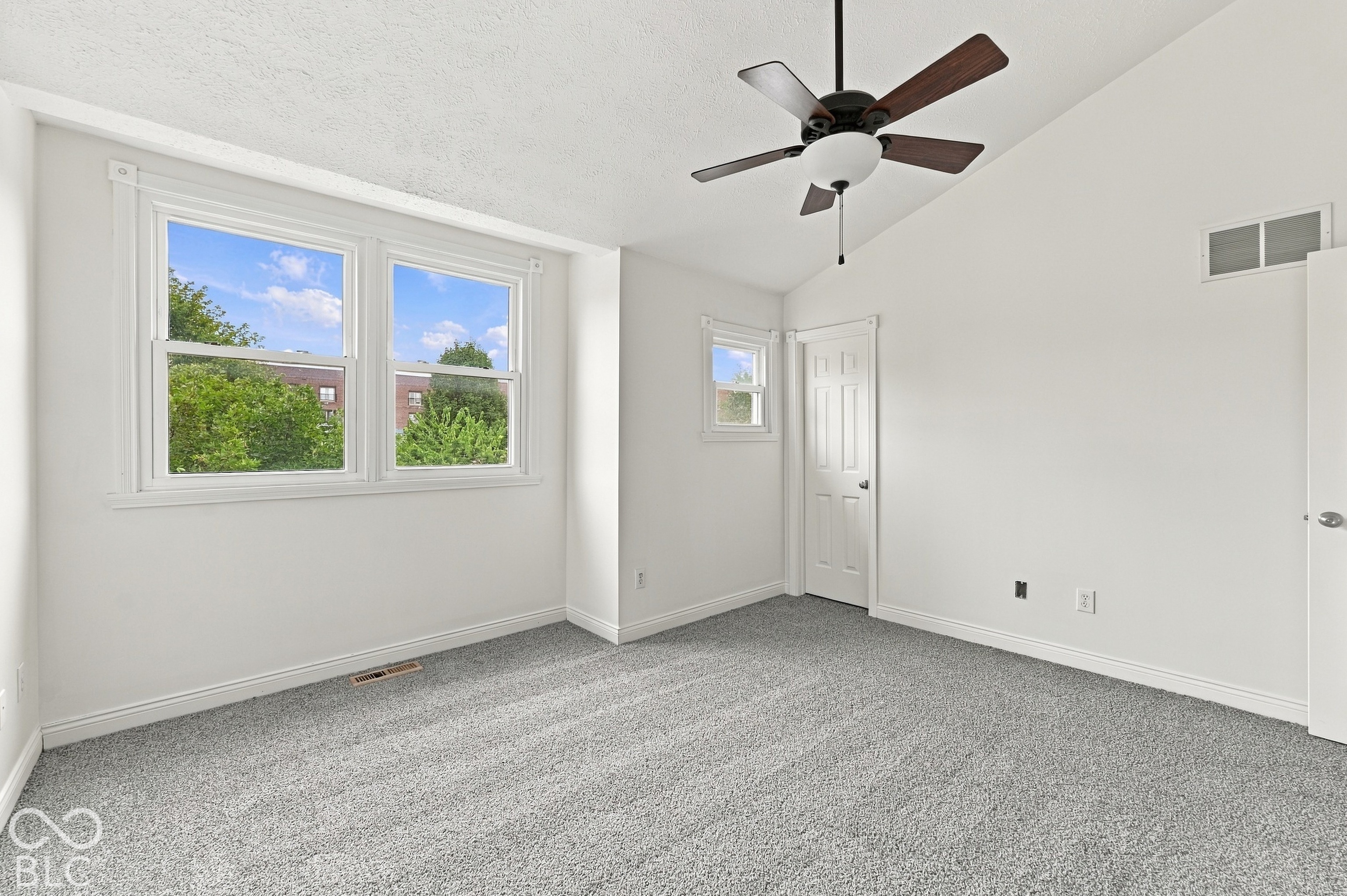 1030 N New Jersey Street, Indianapolis, IN 46202