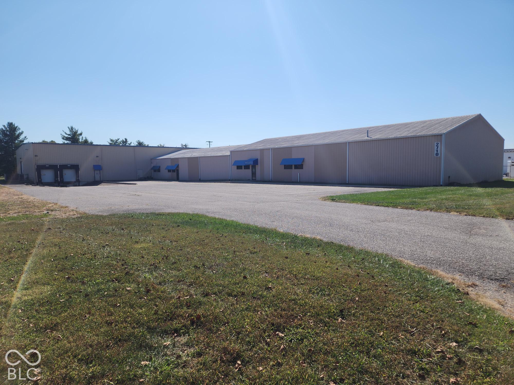 2710 Montgomery Drive, Seymour, IN 47274 2710 Montgomery Drive, Seymour, IN 47274