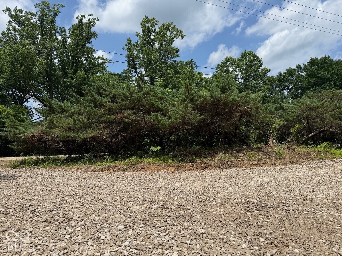 1625 State Road 46 W, Nashville, IN 47448