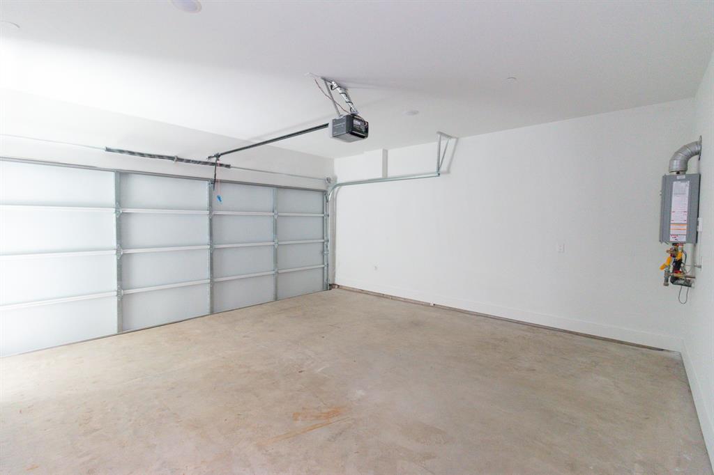 4210 Roseland Avenue, Dallas, TX 75204