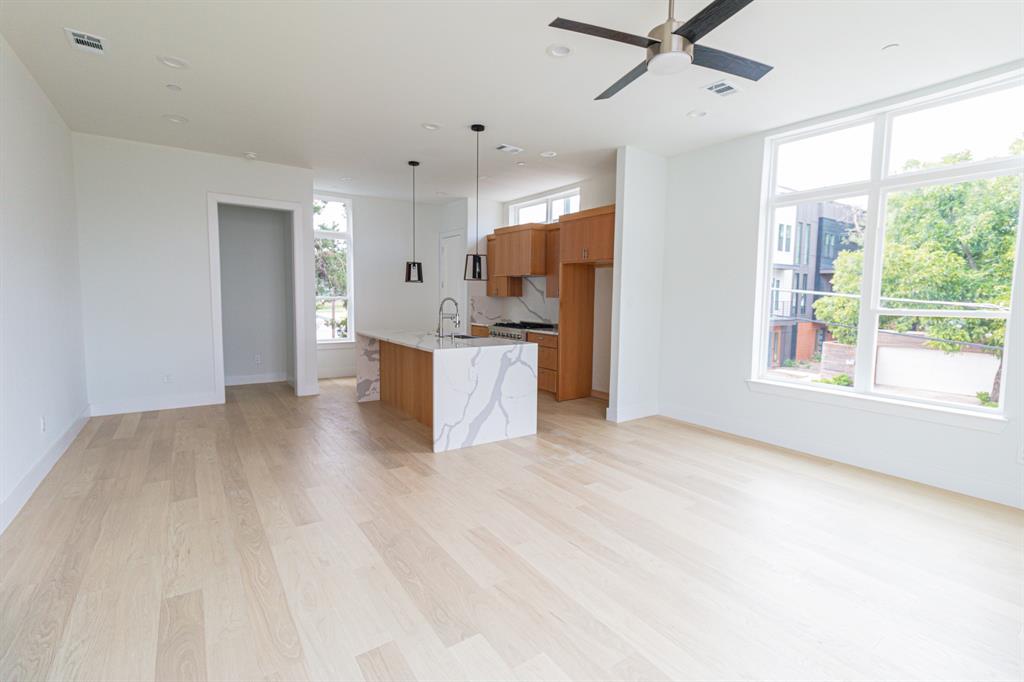 4210 Roseland Avenue, Dallas, TX 75204