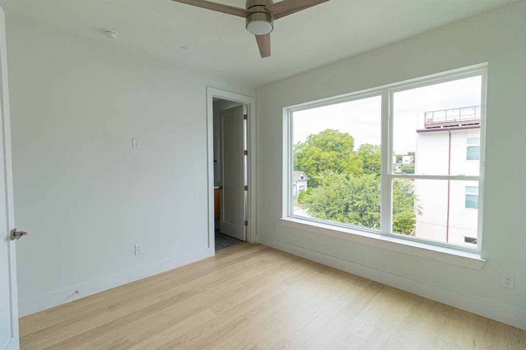 4210 Roseland Avenue, Dallas, TX 75204