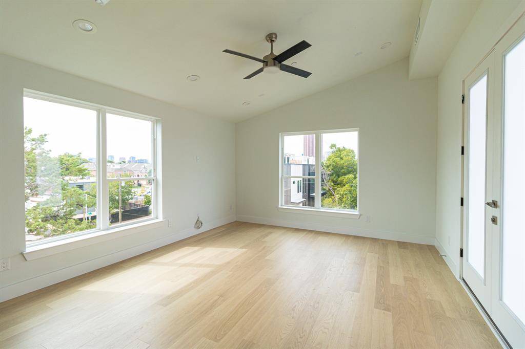 4210 Roseland Avenue, Dallas, TX 75204