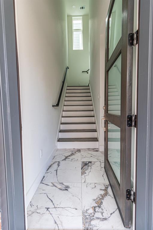4210 Roseland Avenue, Dallas, TX 75204