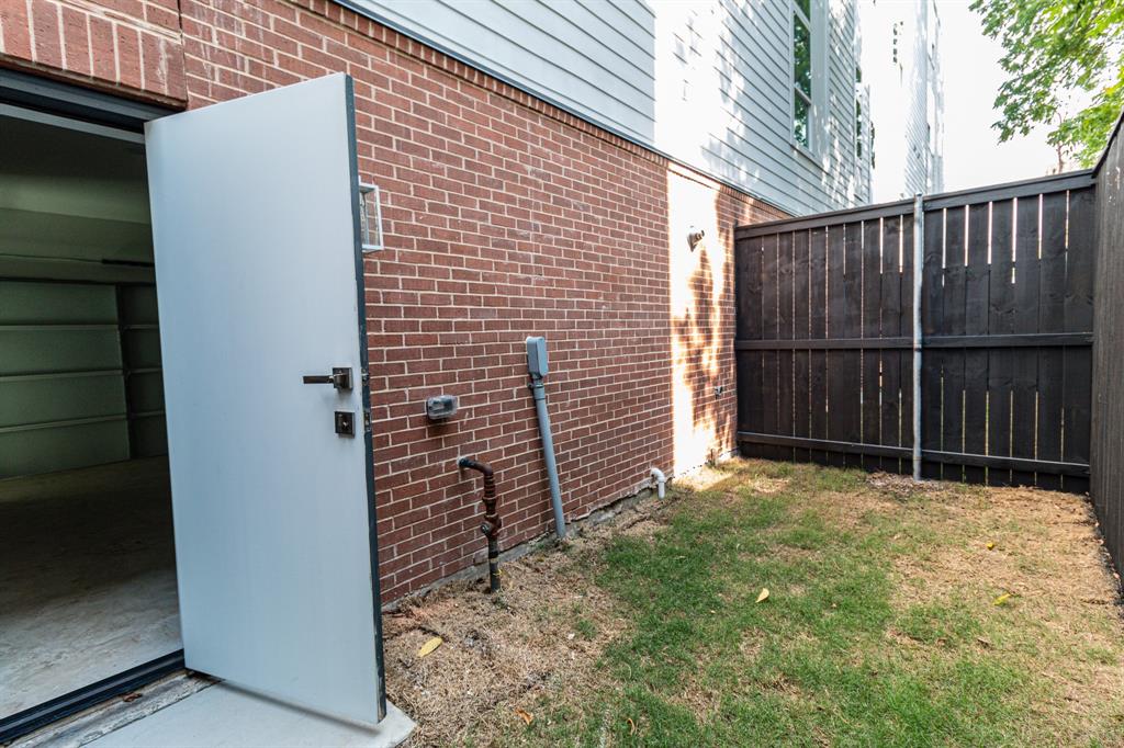 4210 Roseland Avenue, Dallas, TX 75204