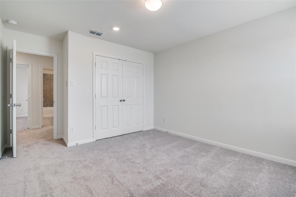 4046 Bedford Drive, Crandall, TX 75114