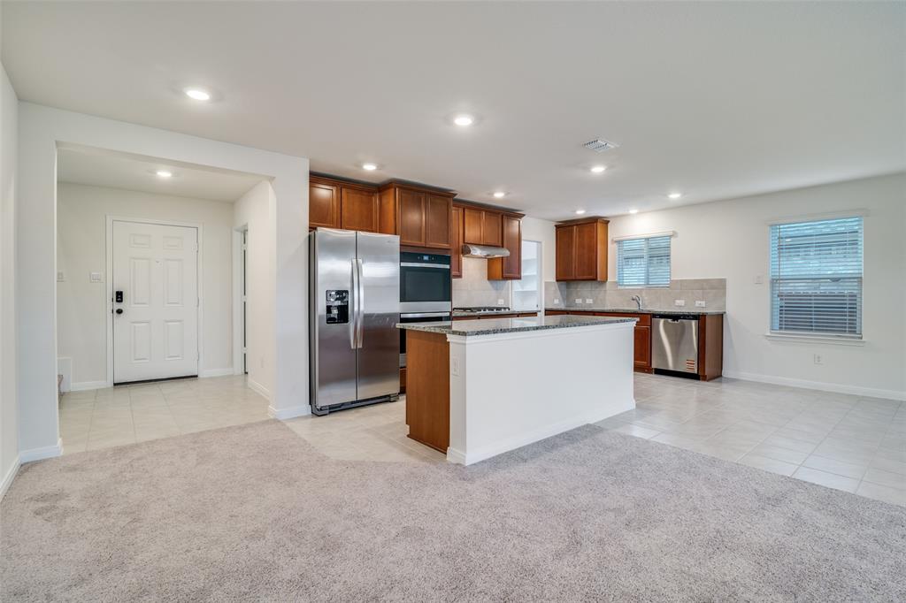 4046 Bedford Drive, Crandall, TX 75114