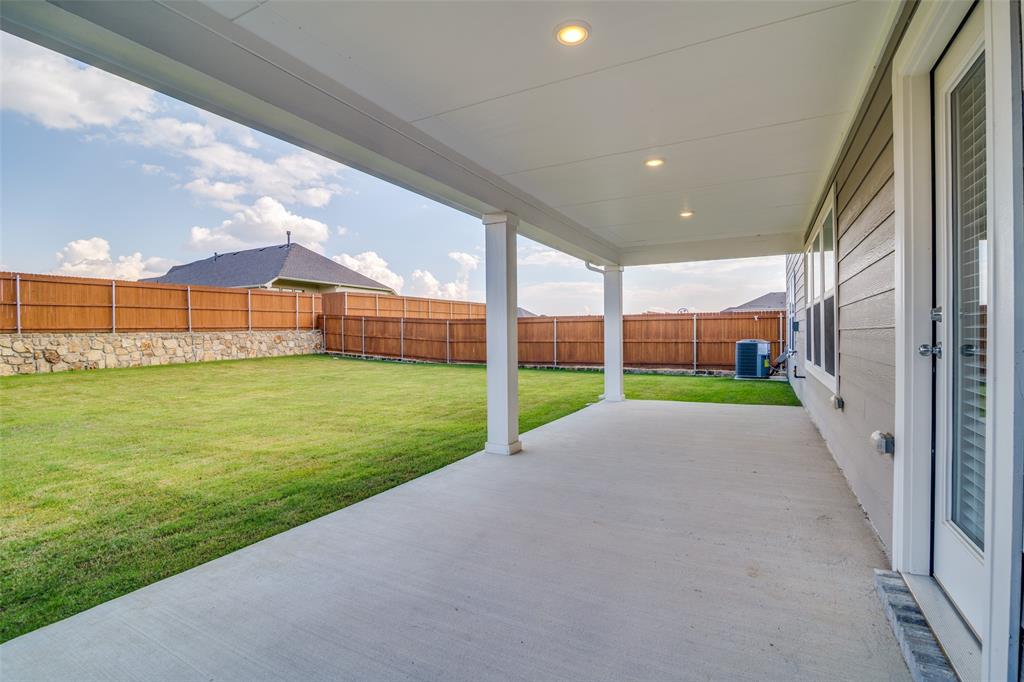 4046 Bedford Drive, Crandall, TX 75114