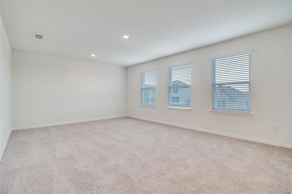 4046 Bedford Drive, Crandall, TX 75114