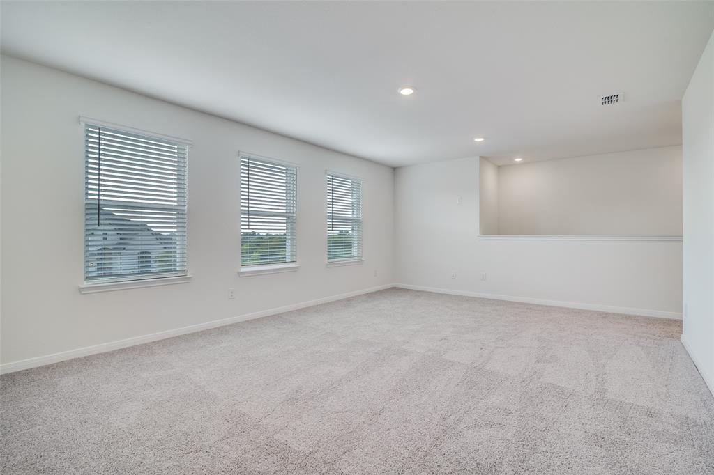 4046 Bedford Drive, Crandall, TX 75114