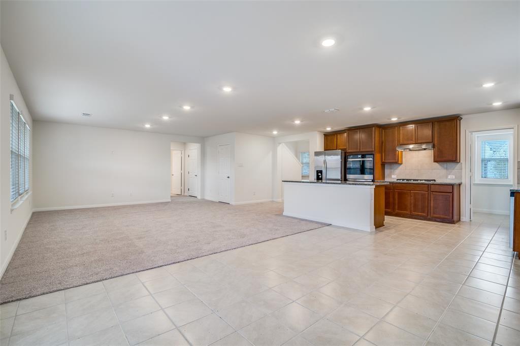 4046 Bedford Drive, Crandall, TX 75114