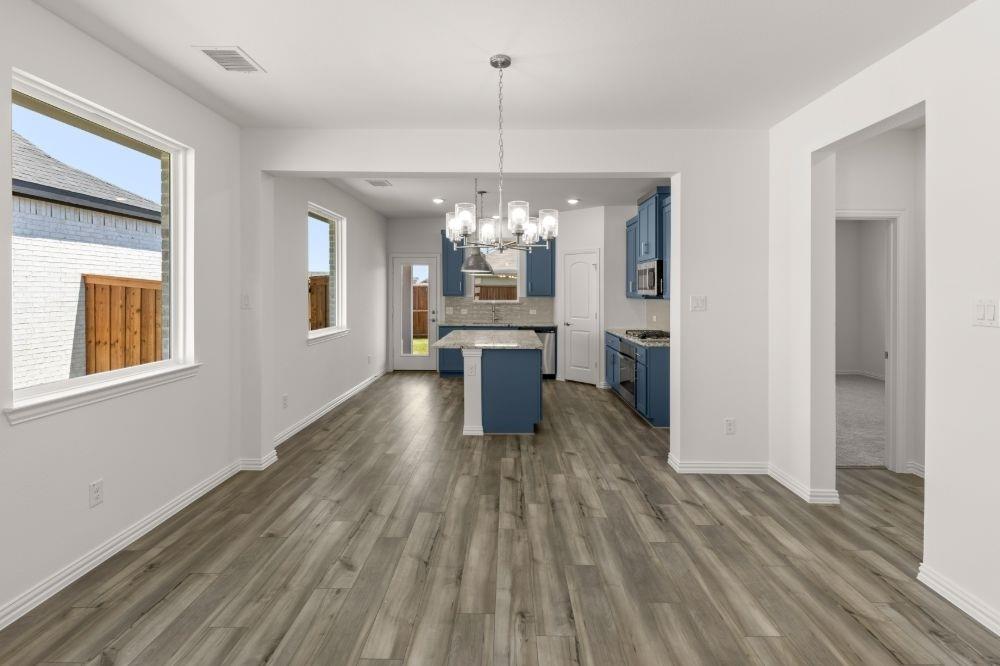 13. 1405 Grove Pond - Dining