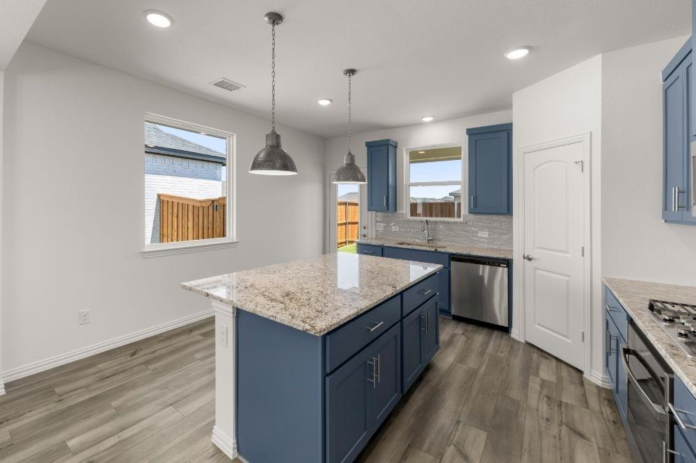 17. 1405 Grove Pond - Kitchen (2)