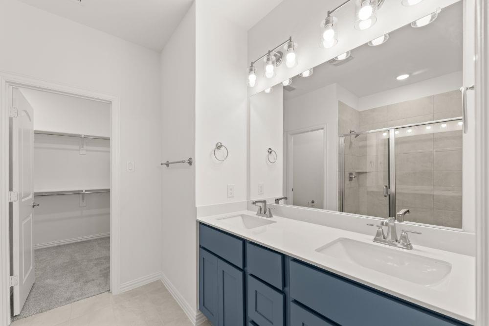 30. 1405 Grove Pond - Bath (2)