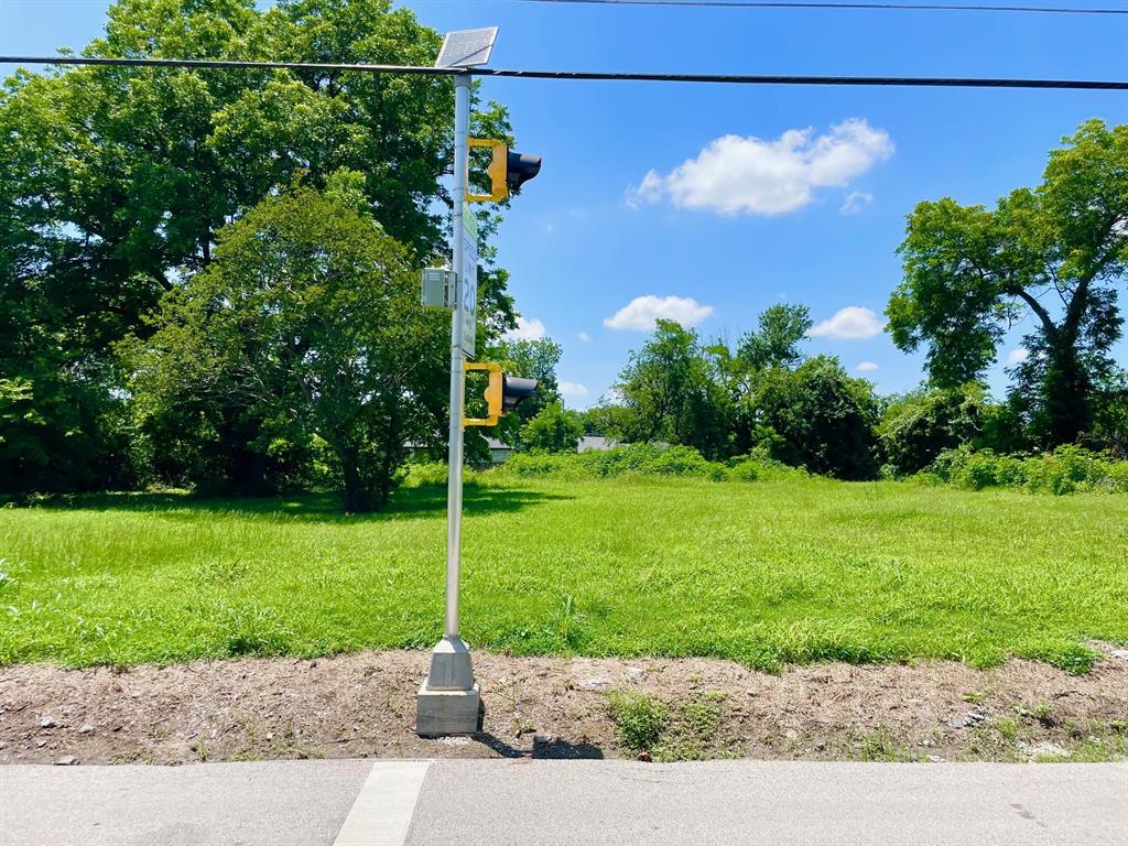 806 S Medora Street, Terrell, TX 75160