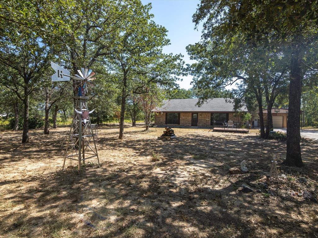 1271 June Rd 1271 County Road 3555, Paradise, TX 76073