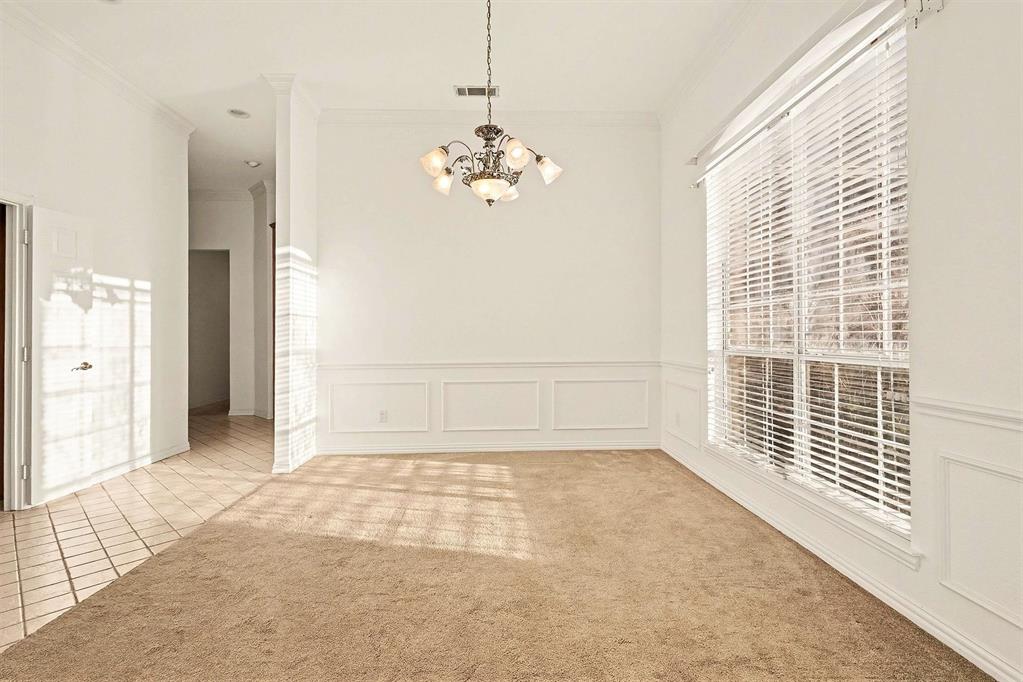1001 W Remington Park Drive, Terrell, TX 75160