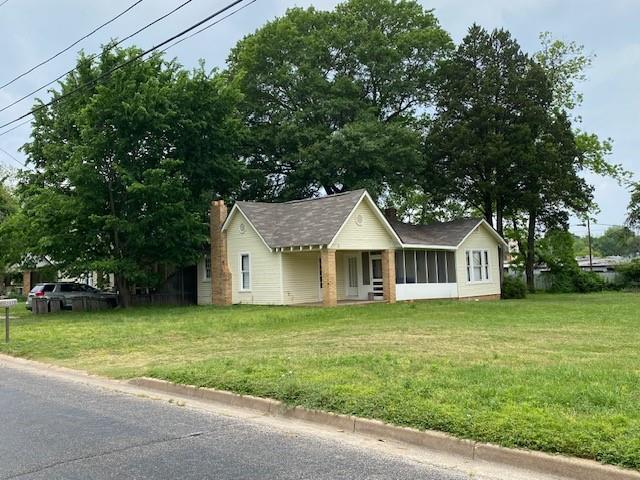 302 W College Street, Athens, TX 75751