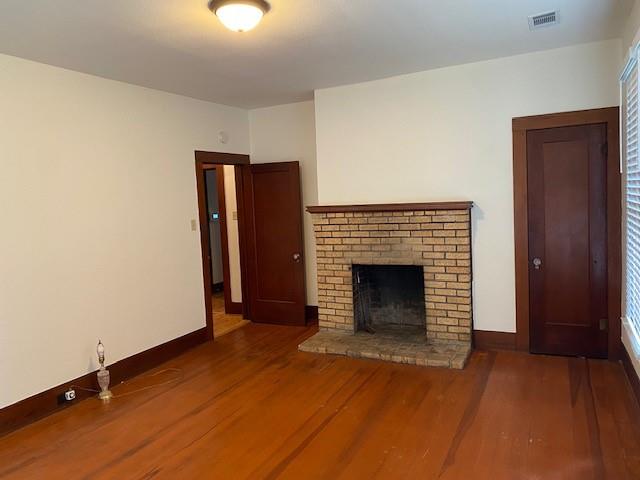 302 W College Street, Athens, TX 75751