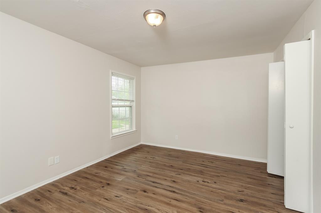 1823 Houghton Road, Dallas, TX 75217