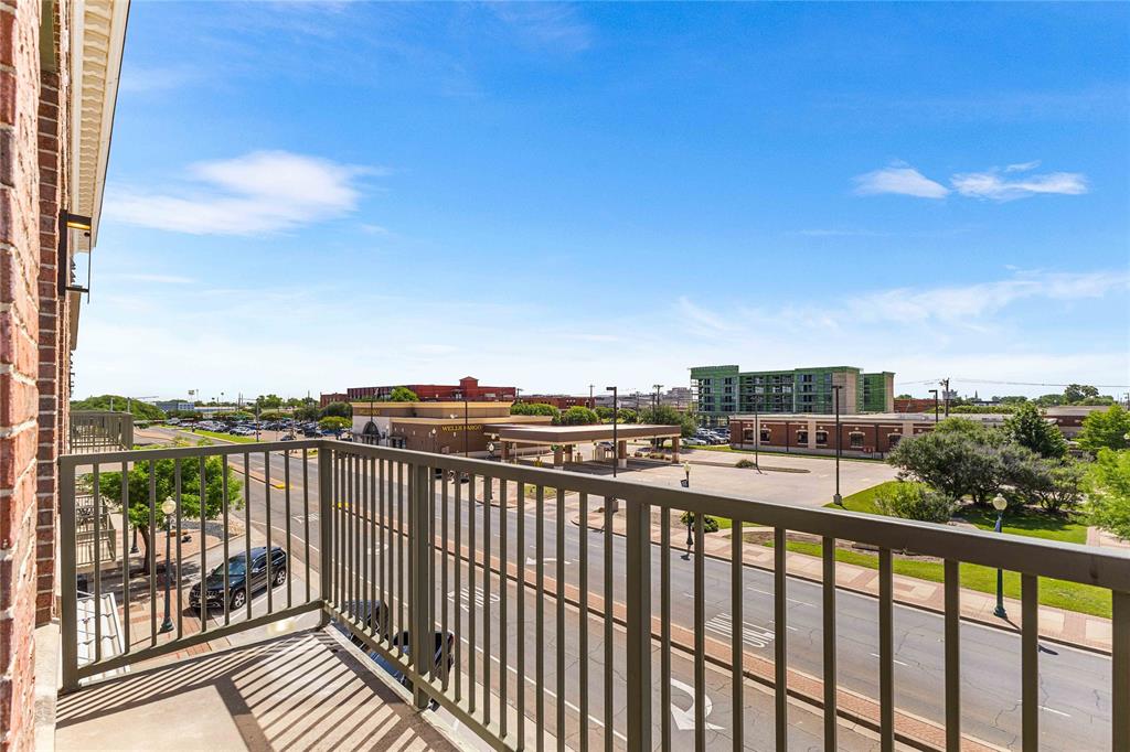 330 Austin Avenue, #322, Waco, TX 76701