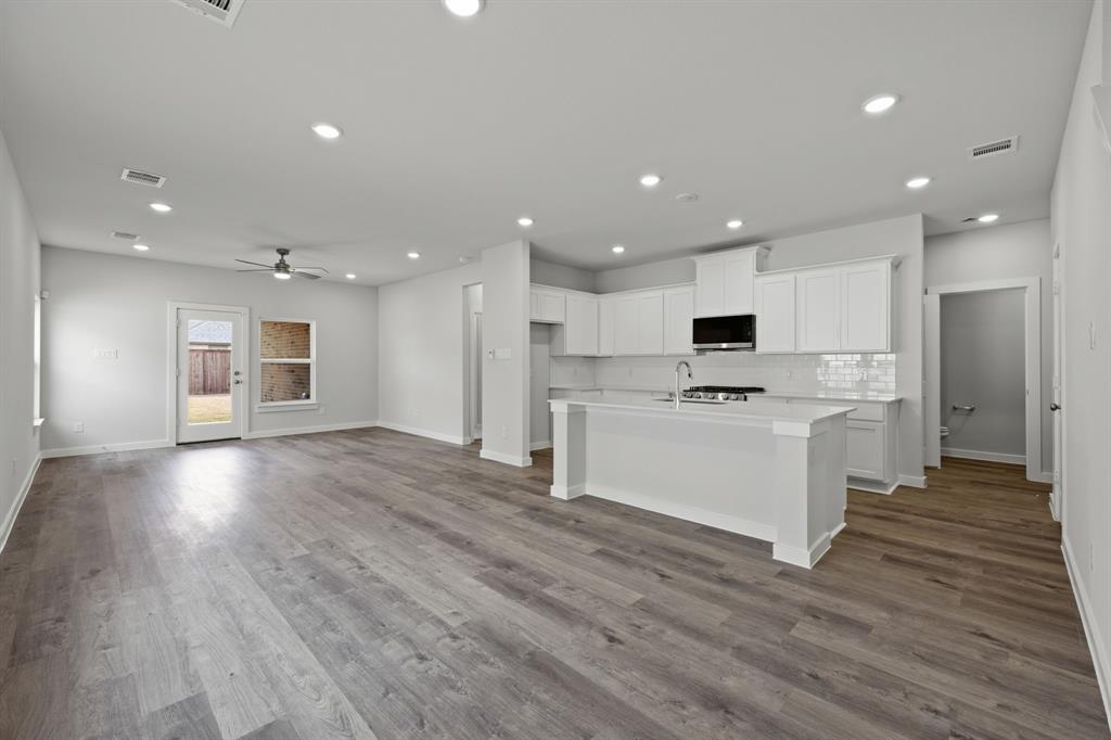 730 Carson Drive, Forney, TX 75126