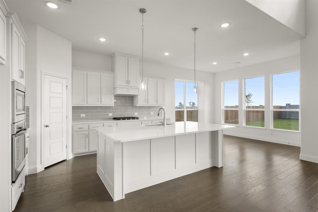 764 Texas Thistle- Kitchen-2