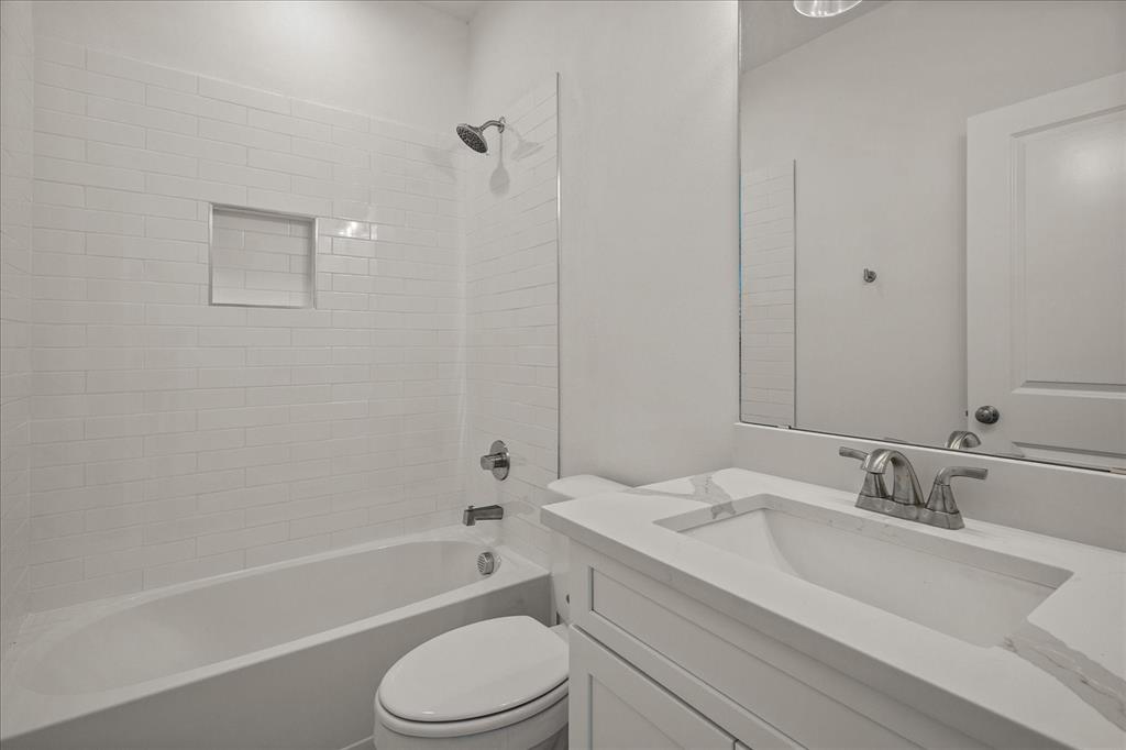 3232 Willow Road, Celeste, TX 75423
