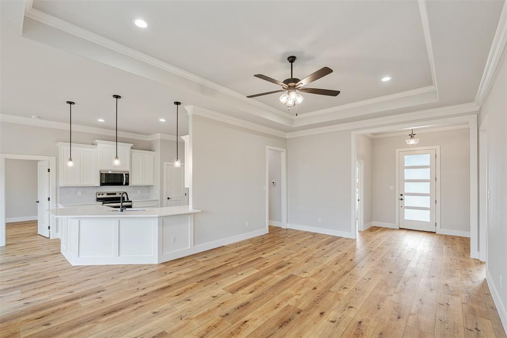 504 Limestone Circle, Mabank, TX 75147 504 Limestone Circle, Mabank, TX 75147