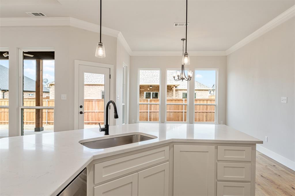 504 Limestone Circle, Mabank, TX 75147 504 Limestone Circle, Mabank, TX 75147