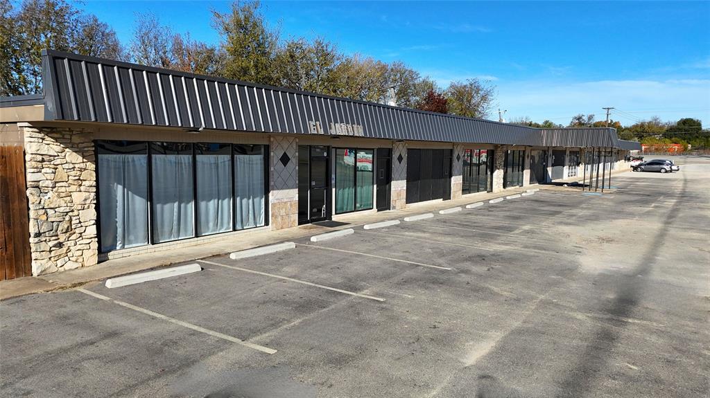 8331 Camp Bowie West, Fort Worth, TX 76116