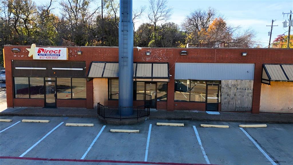 5500 Brentwood Stair Road, Fort Worth, TX 76112