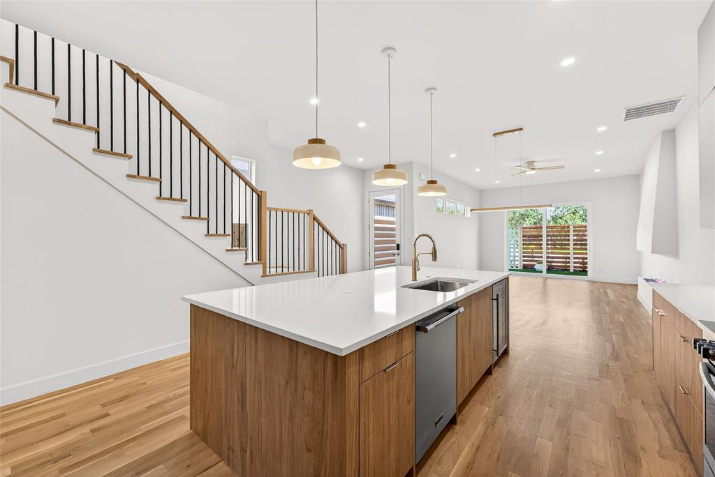 6603 Roper Street, Dallas, TX 75209 6603 Roper Street, Dallas, TX 75209