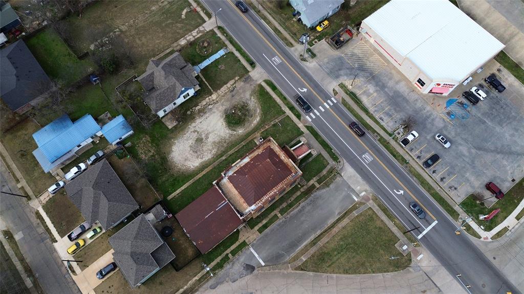 3907 Lee Street, Greenville, TX 75401