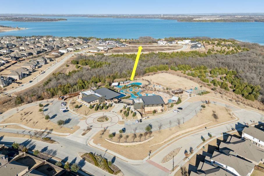 Lots are in close proximity to Club Inspiration pools and gyms
