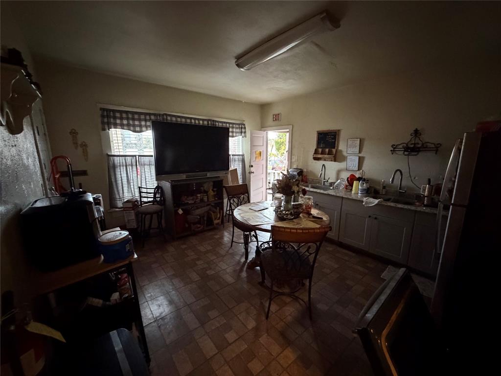 3528 Colonial Avenue, Dallas, TX 75215