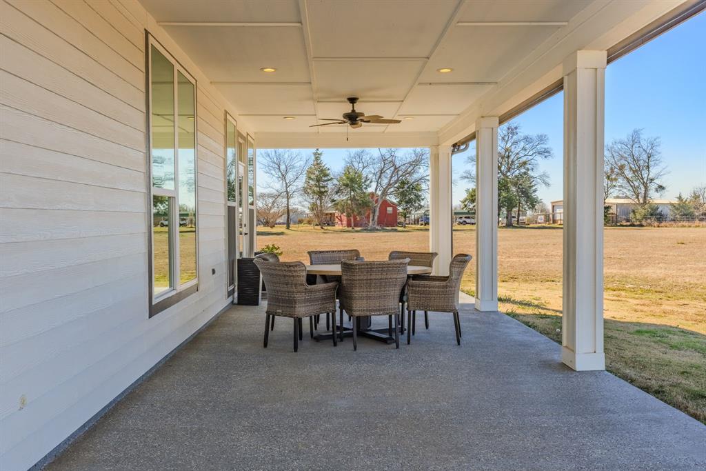 4280 County Road 3220, Lone Oak, TX 75453