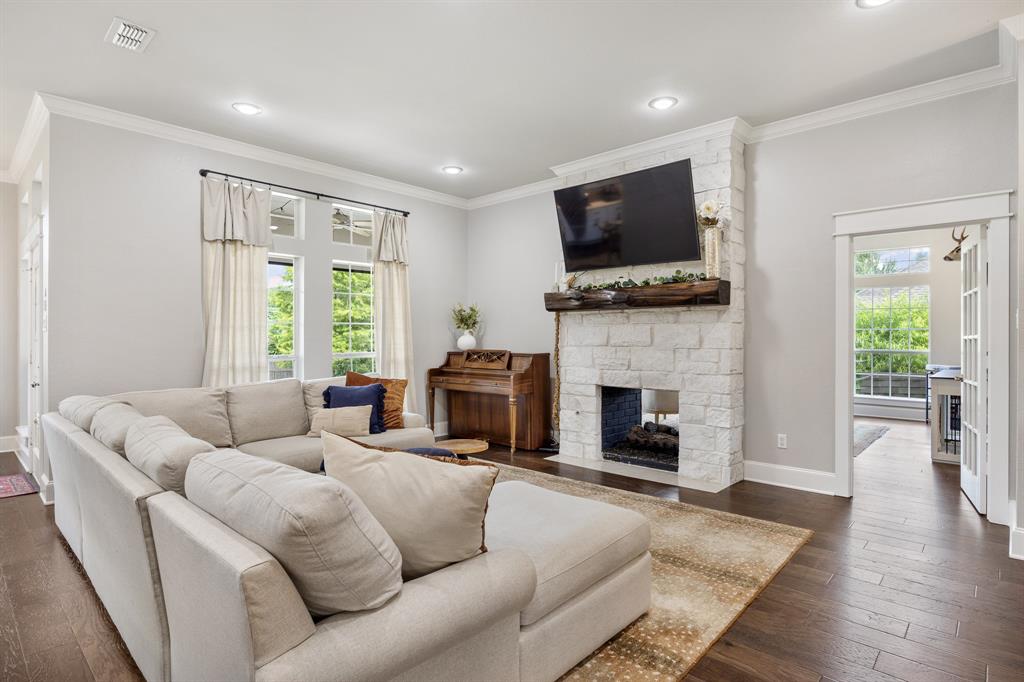 11228 Marsh Wren Circle, Flint, TX 75762