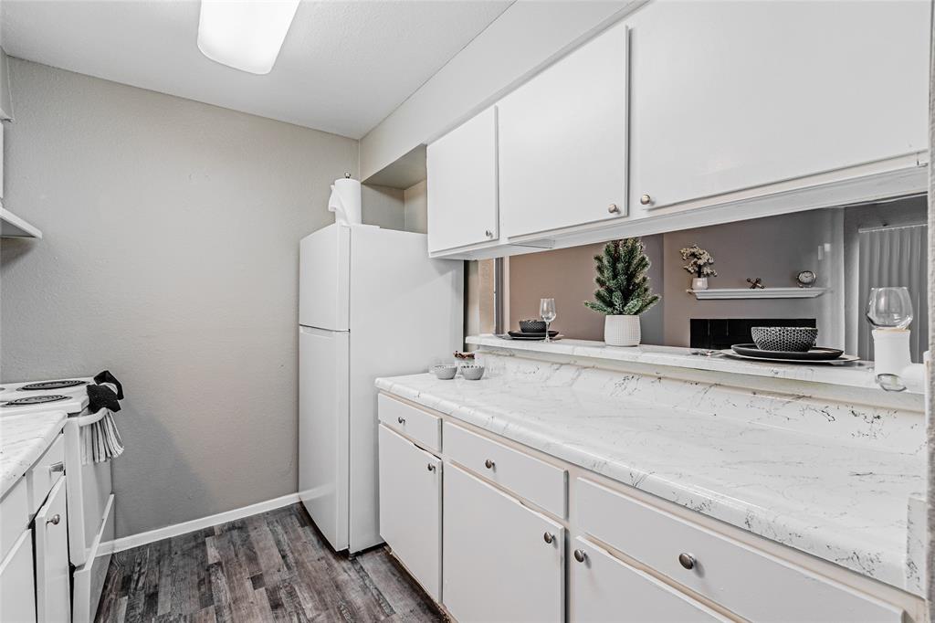 300 W Wintergreen Road, #226, DeSoto, TX 75115