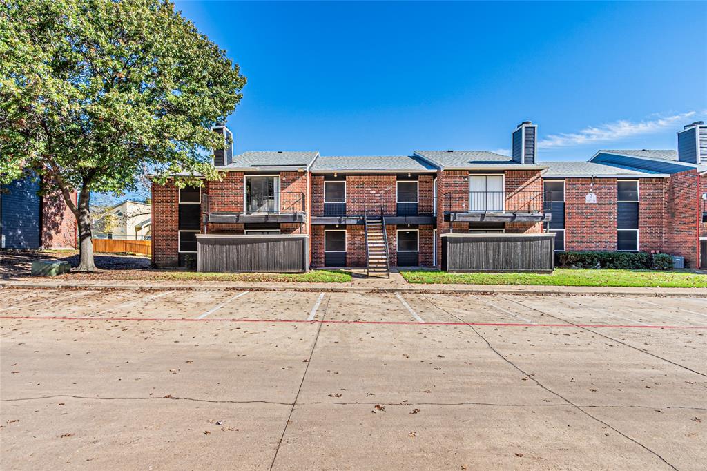 300 W Wintergreen Road, #226, DeSoto, TX 75115 300 W Wintergreen Road, #226, DeSoto, TX 75115