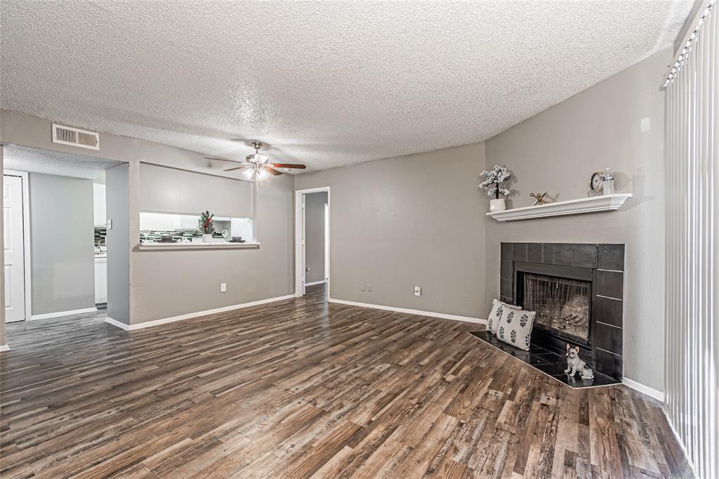 300 W Wintergreen Road, #729ABP, DeSoto, TX 75115