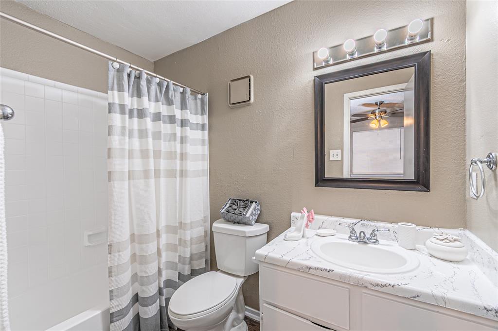 300 W Wintergreen Road, #729ABP, DeSoto, TX 75115