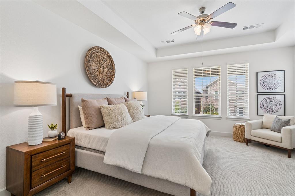 648 Courtyard Lane, Irving, TX 75039